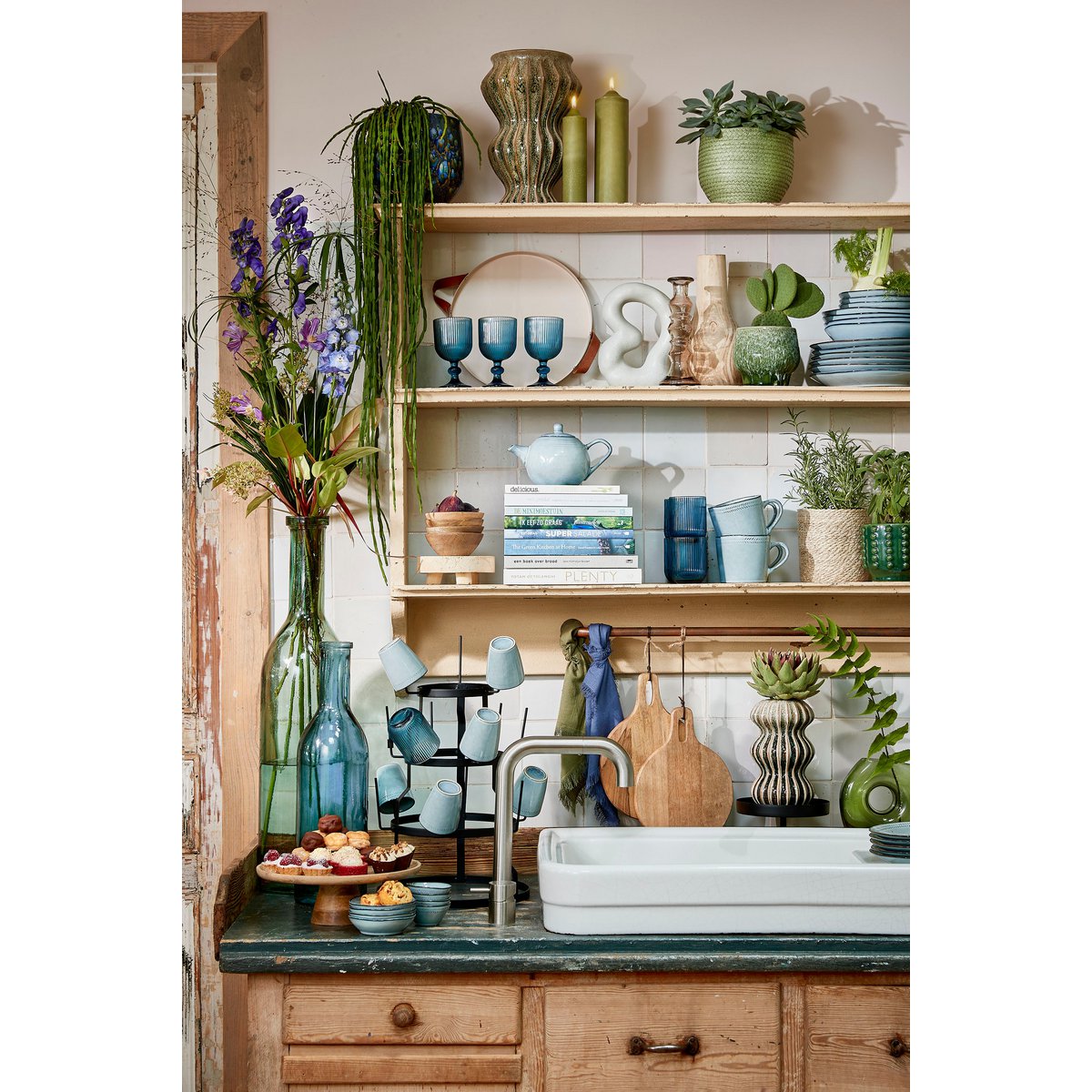 Rioja-Flaschenvase – H50 x Ø15 cm – recyceltes Glas – Hellblau