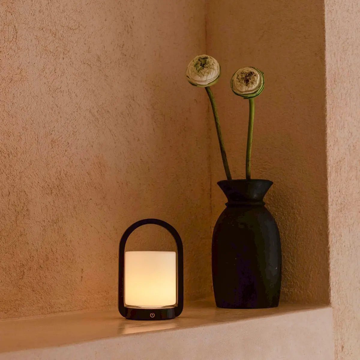 George dunkelbraune Holzlampe – wiederaufladbar, dimmbar und tragbar