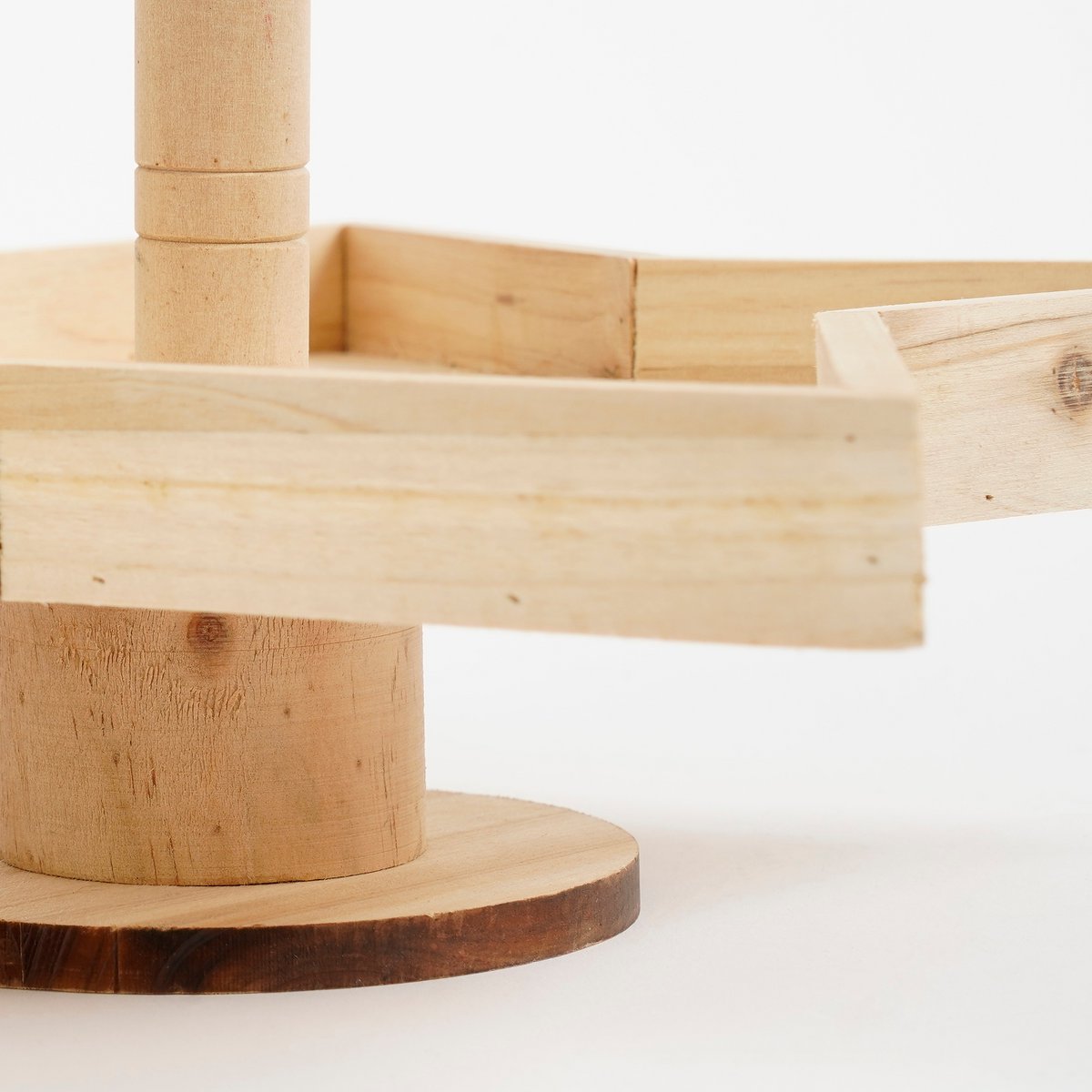 Etagère aus Kiefernholz – 3-stöckig – FSC® 100% – L30 × B29 × H52 cm – Braun