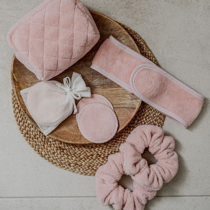 Gesichtspflege-Set mit Kosmetiktasche – Beauty Bag 11-teilig