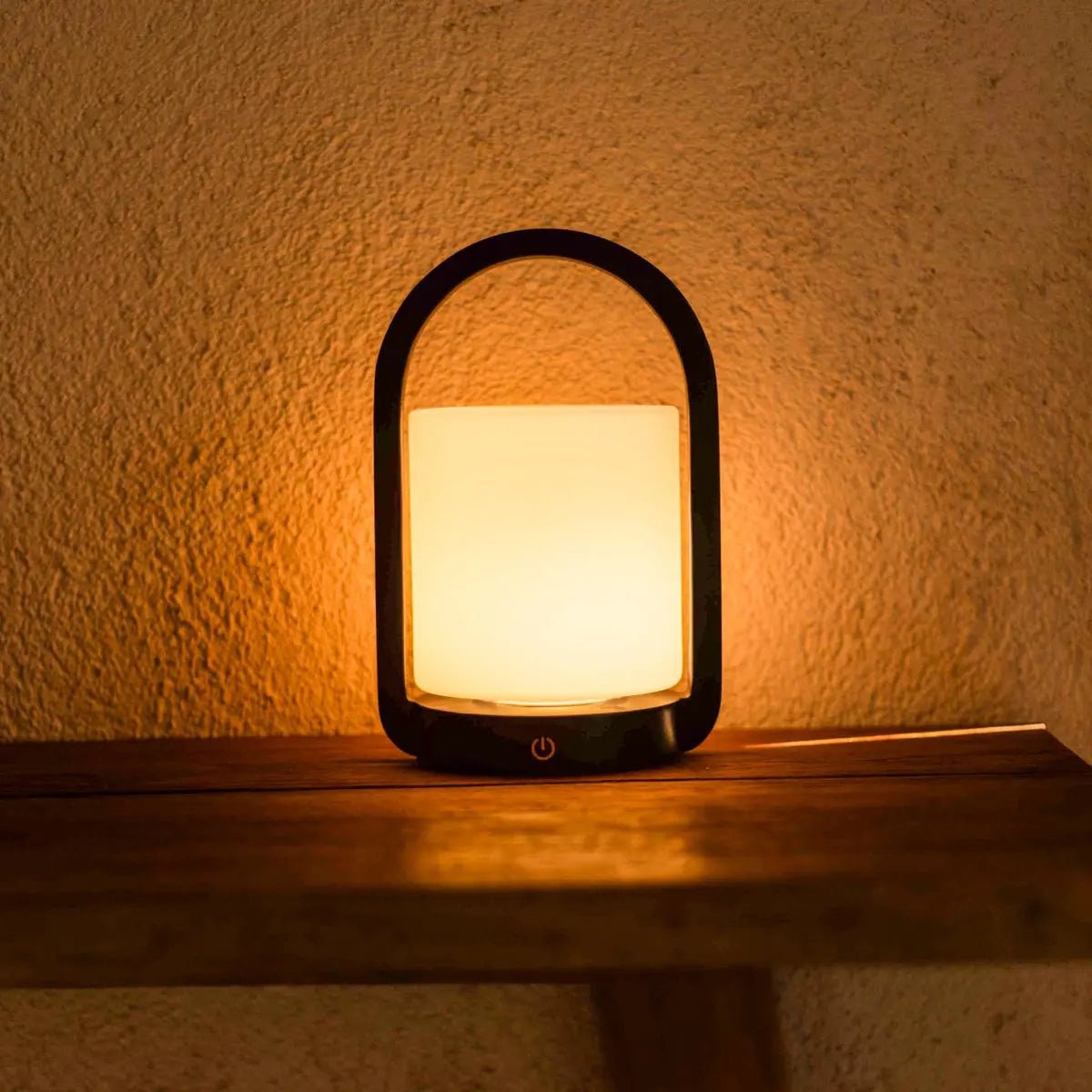 George dunkelbraune Holzlampe – wiederaufladbar, dimmbar und tragbar