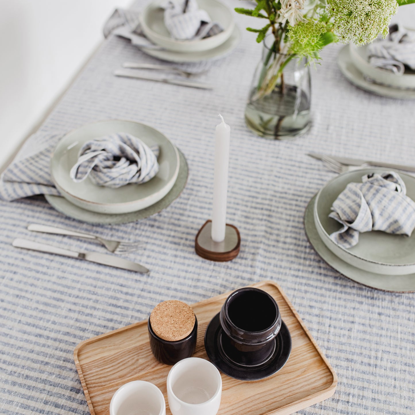 Spitzkerzen- oder Teelichthalter | Nussbaum, Edelstahl