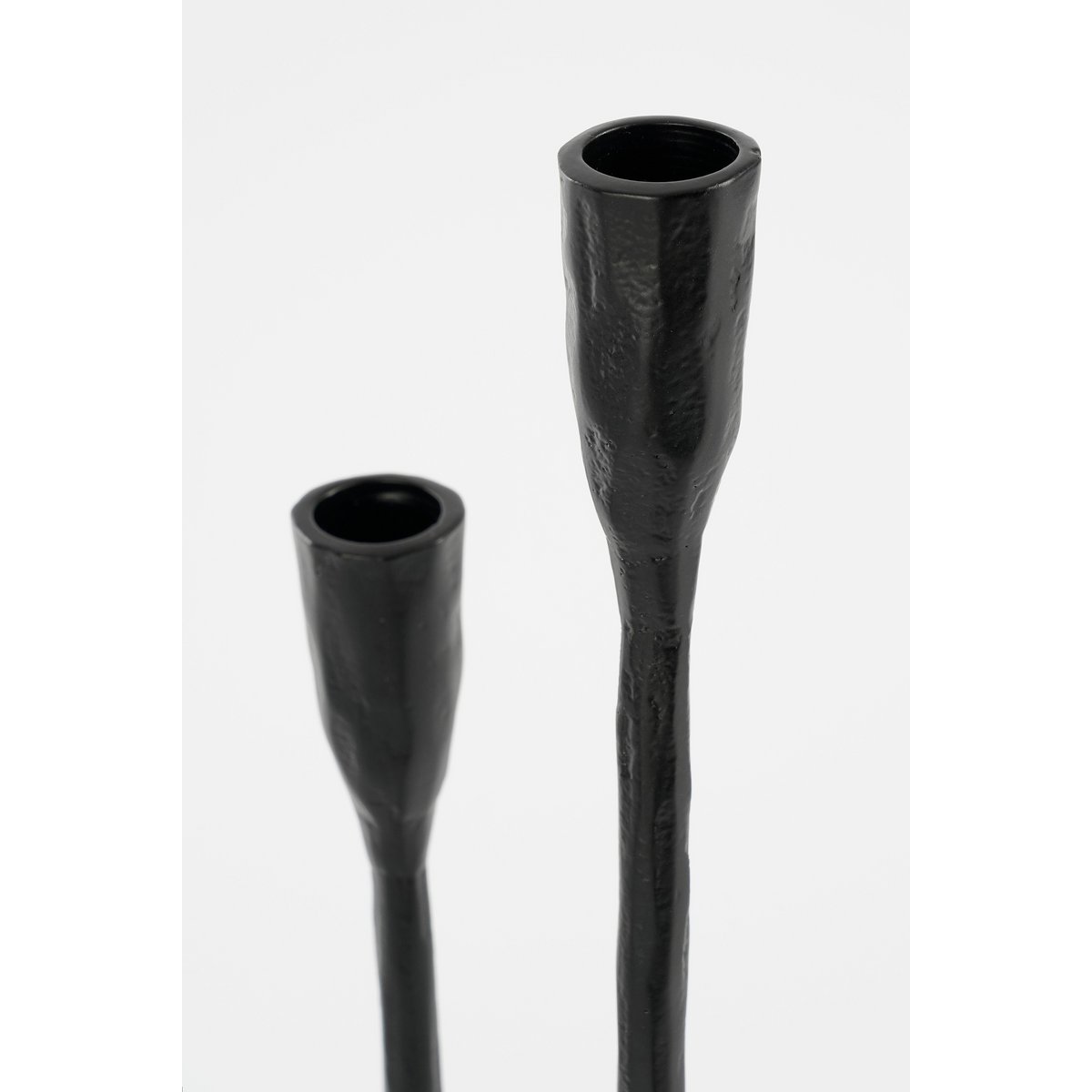 Kerzenständer aus Aluminium – 5-armig, Schwarz, Skulptural