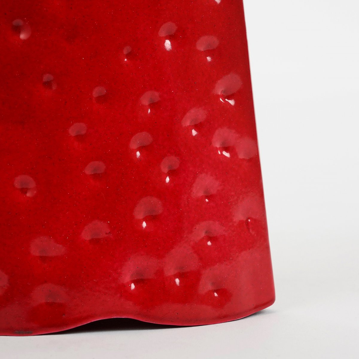 Deko-Weihnachtsbaum aus Metall – Rot, Gehämmerter Look, 68 cm