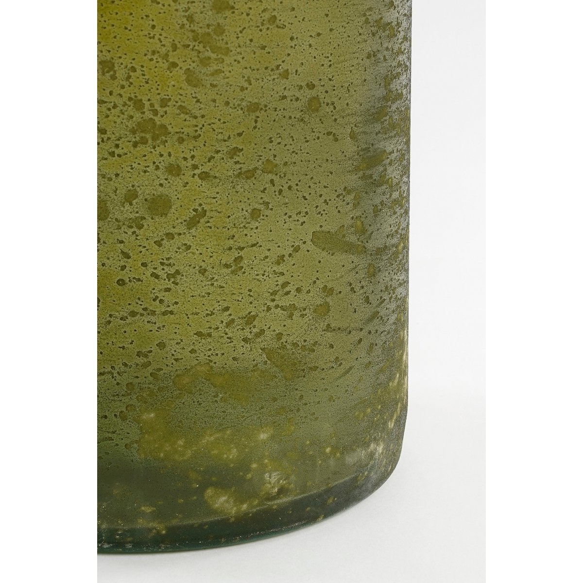 Rioja Flaschenvase mit Henkel – H75 x Ø18 cm – Recyceltes Glas – Dunkelgrün