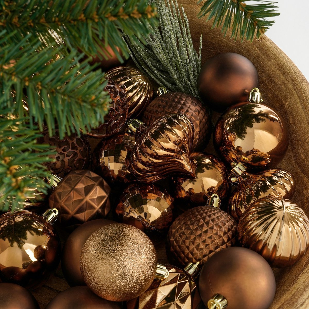Weihnachtskugel-Set 60-teilig Ø7 cm – Unzerbrechlich Braun