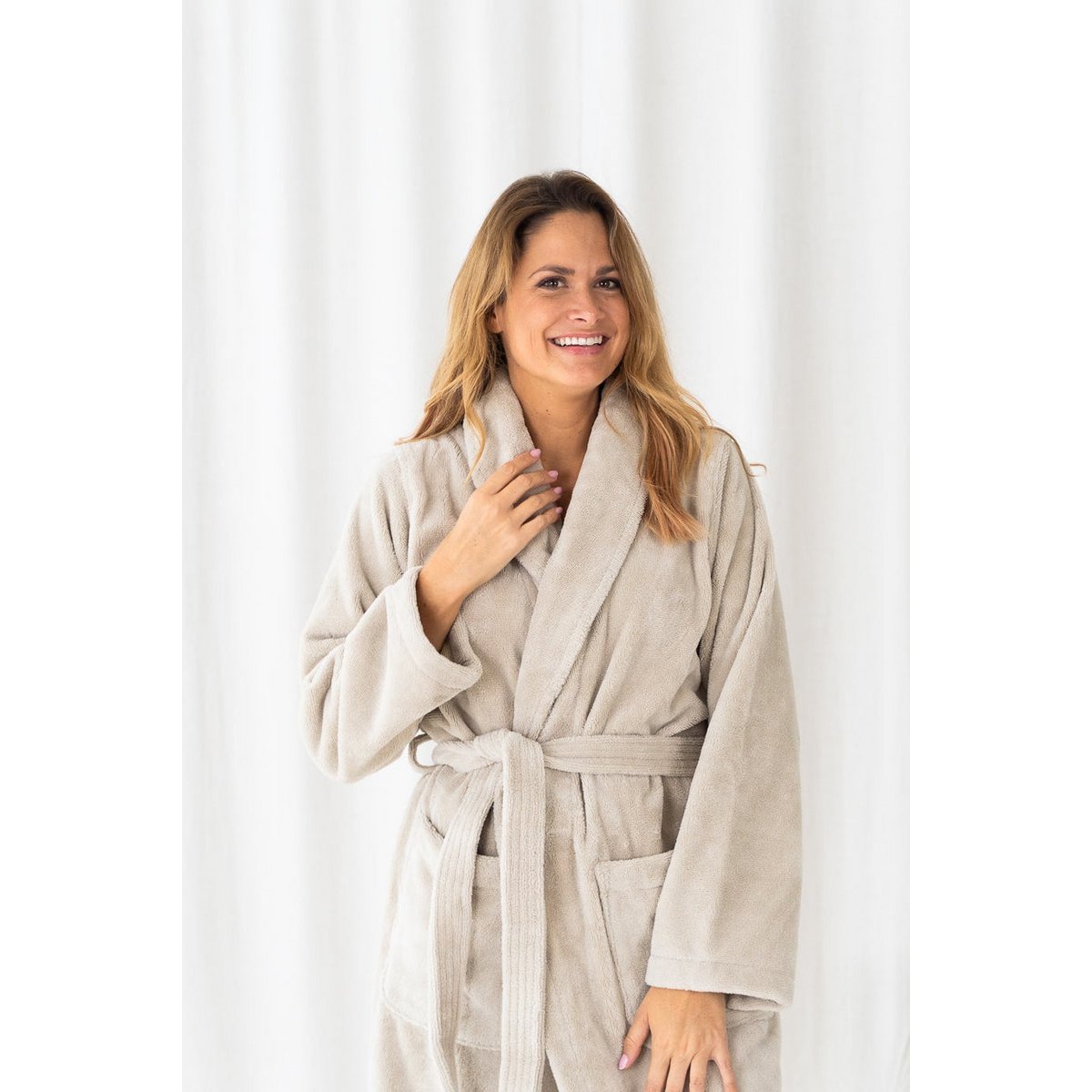 Teddy-Bademantel Beige – weich, warm & zeitlos