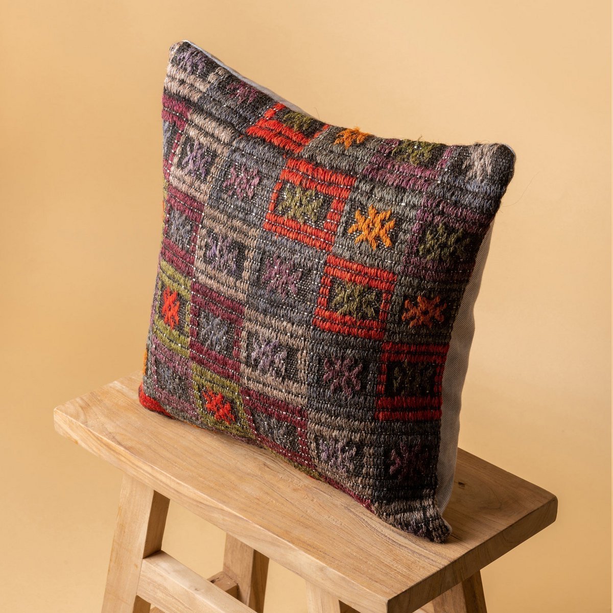 Kilim Cushion Kumru