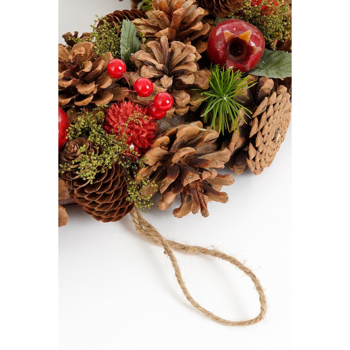 Landon Weihnachtskranz mit Kiefernkegeln – H9 x Ø45 cm – Braun
