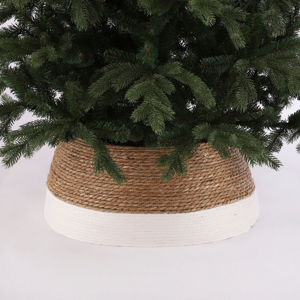 Weihnachtsbaumrock Seegras – Ø58 cm – Weiß