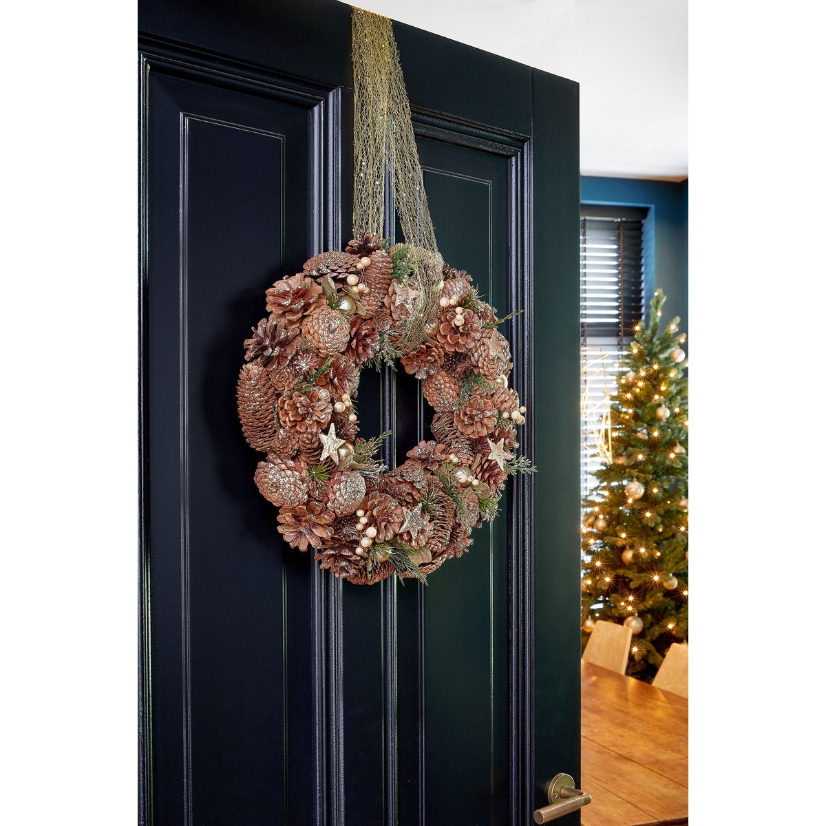 Brant Weihnachtskranz Ø45 cm mit Kiefernkegeln – Festliche Deko